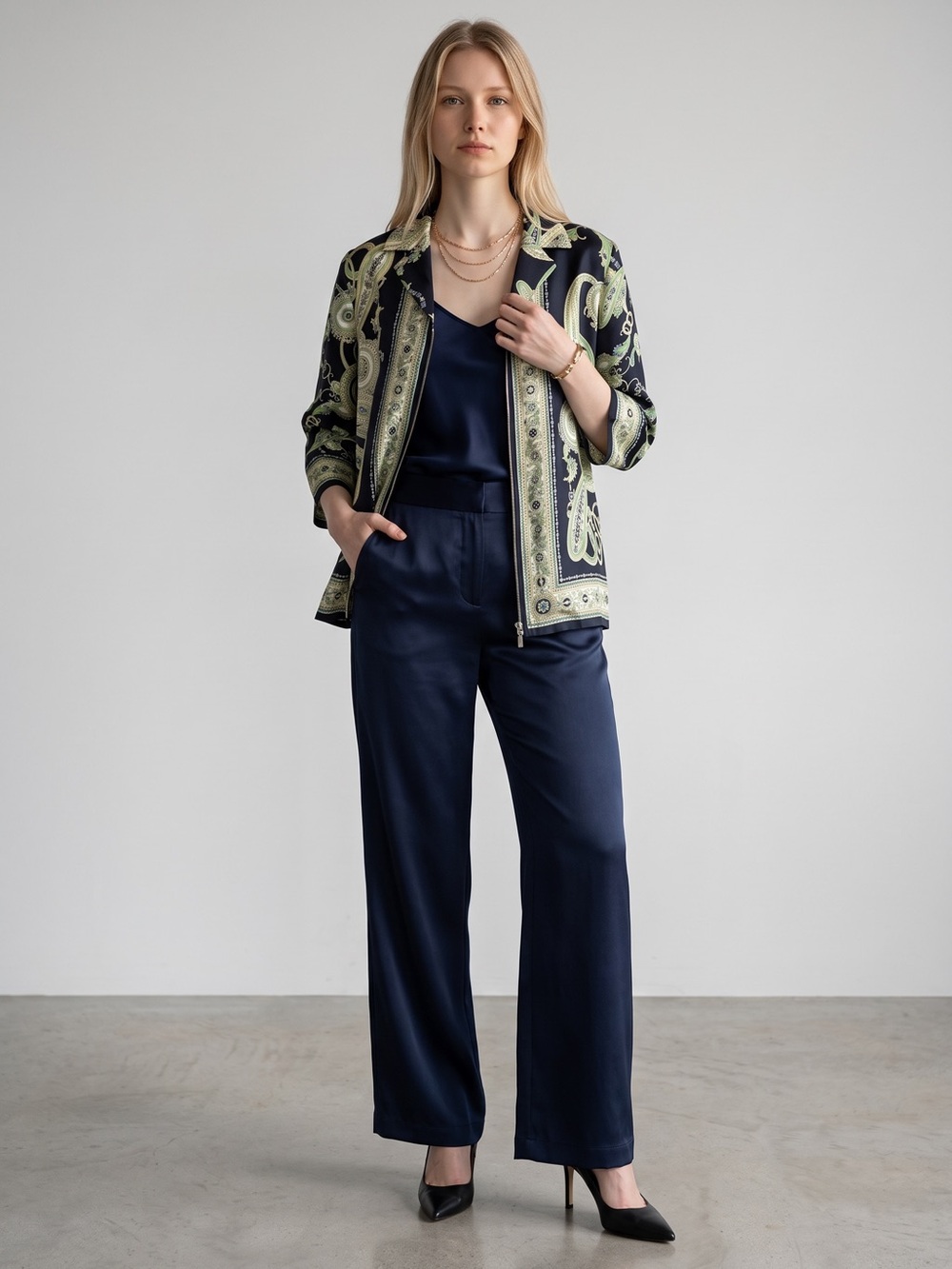 Doncaster Navy and Green Vinty Paisley Zip-Front Jacket